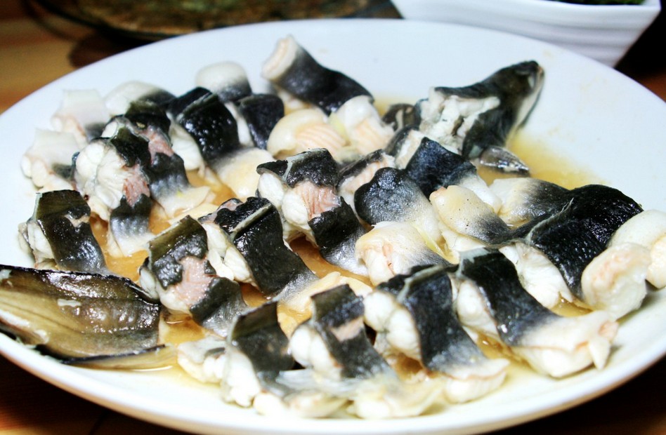 舟山独有的美食和特点,舟山本地人常去吃的海鲜