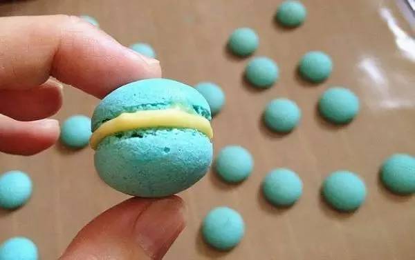 马卡龙配方教程,成功率高意式马卡龙