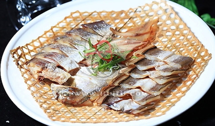 舟山独有的美食和特点,舟山本地人常去吃的海鲜