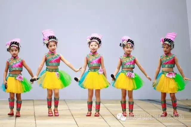 新蒙迪欧重庆时装周：携手重庆时装周捕捉童趣之美