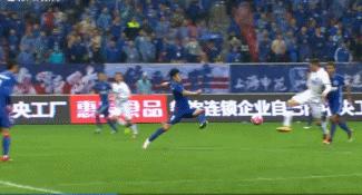 中国足球的东邪西毒,功夫足球折射国内足球真实