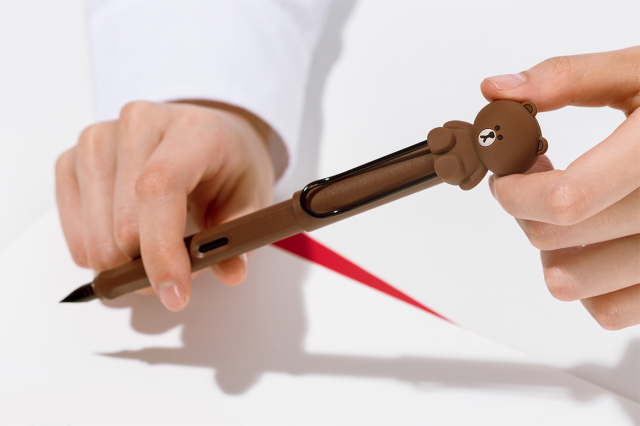 高颜值凌美钢笔,凌美布朗熊钢笔怎么装墨水