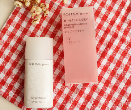 这个夏天一定要拥有的防晒喷雾,好用的防晒霜和防晒喷雾一套