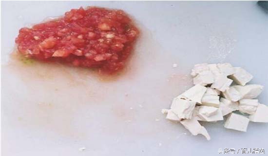 宝宝菠菜虾丸西红柿汤的做法,十一个月宝宝辅食虾丸豆腐汤做法