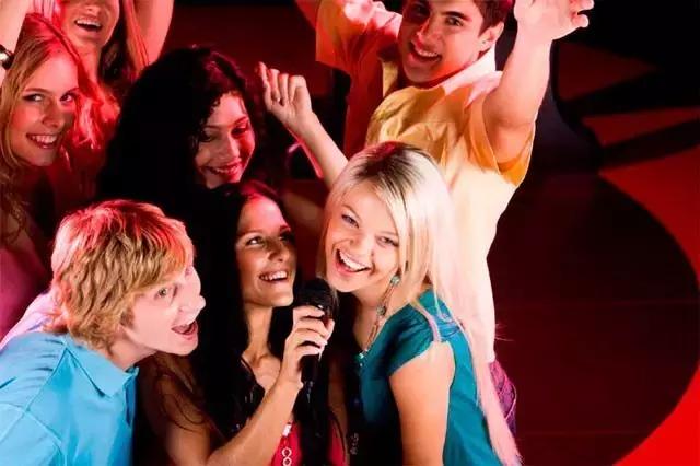 吃着火锅唱着歌，这门生意咋就那么好做？