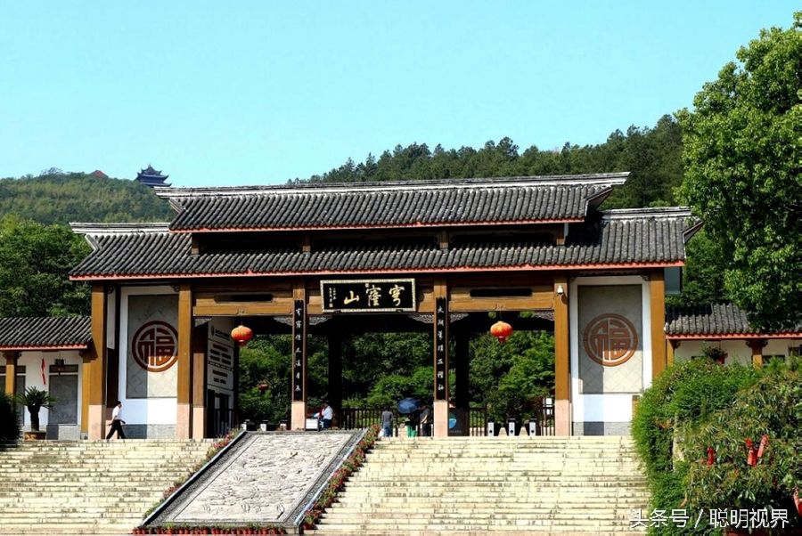 苏州最高的山穹窿在哪里,苏州的穹窿山在苏州什么地方