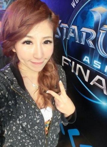 盘点lol三个漂亮女解说,lol女解说三大高能时刻