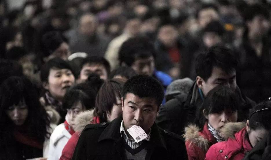 我市启动志愿者服务春运暖冬行动,春运志愿服务暖冬行动招募