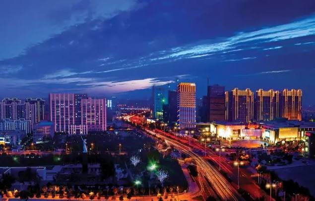 南京这个地方要被挤爆了！超炫酷室内游乐场，还有全球首家正版授权加菲猫餐厅！