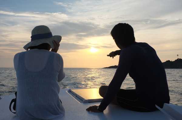 那个船长长大了,第一段*途征**：普吉岛