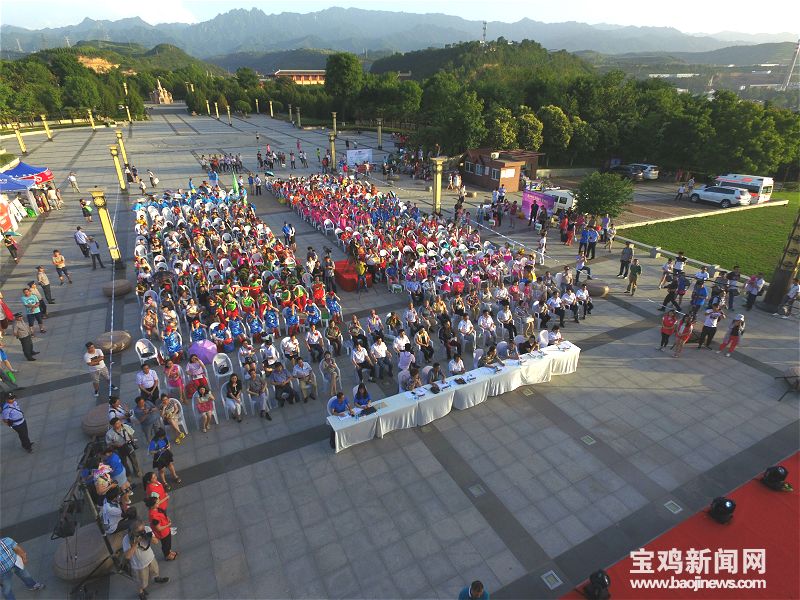 舞出青春活力舞出健康舞出美丽,舞出健康舞出自信舞出好心情