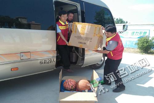 关爱未成年人圆梦微心愿图片,圆梦群众微心愿