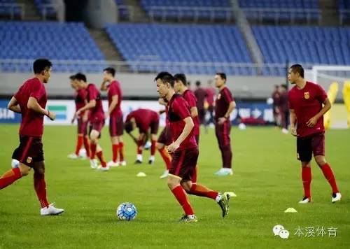 国足vs伊朗最新消息,关注国足赛事