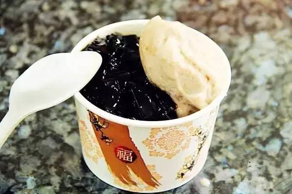 去各地跑马拉松,在日月潭跑马拉松的经历