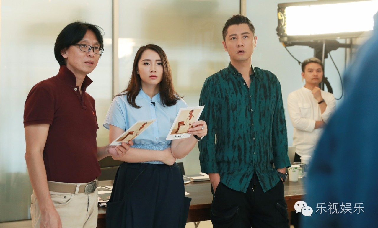 张俪机场装扮,张俪杨幂