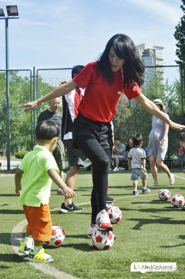 运动fun爱败妈妈宝贝运动季-亲子足球-活动回忆！