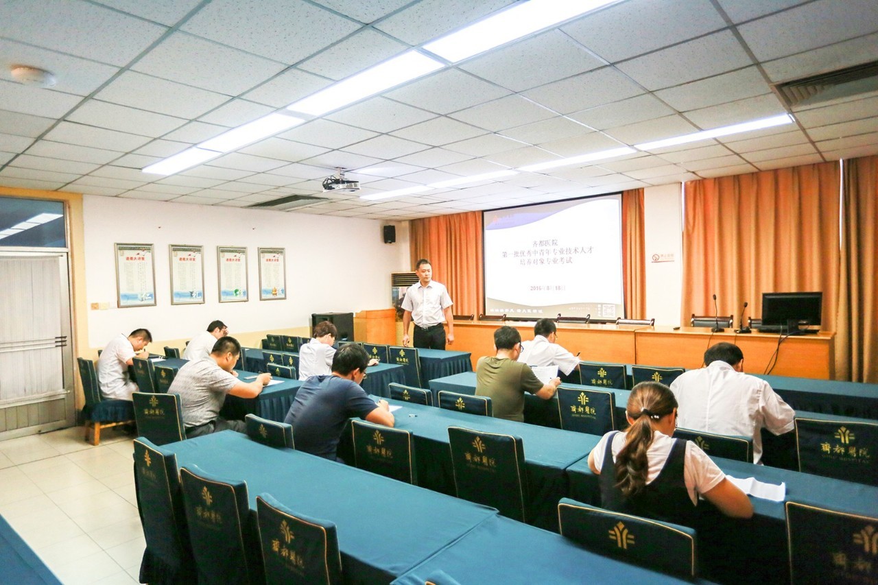 璞玉雕琢成大器,璞玉精雕细琢方成大器