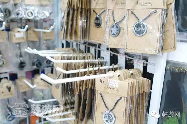 明星周边产品都有哪些,明星同款周边店