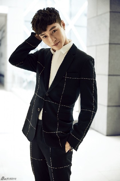 张艺兴痞帅穿搭,张艺兴痞帅风写真