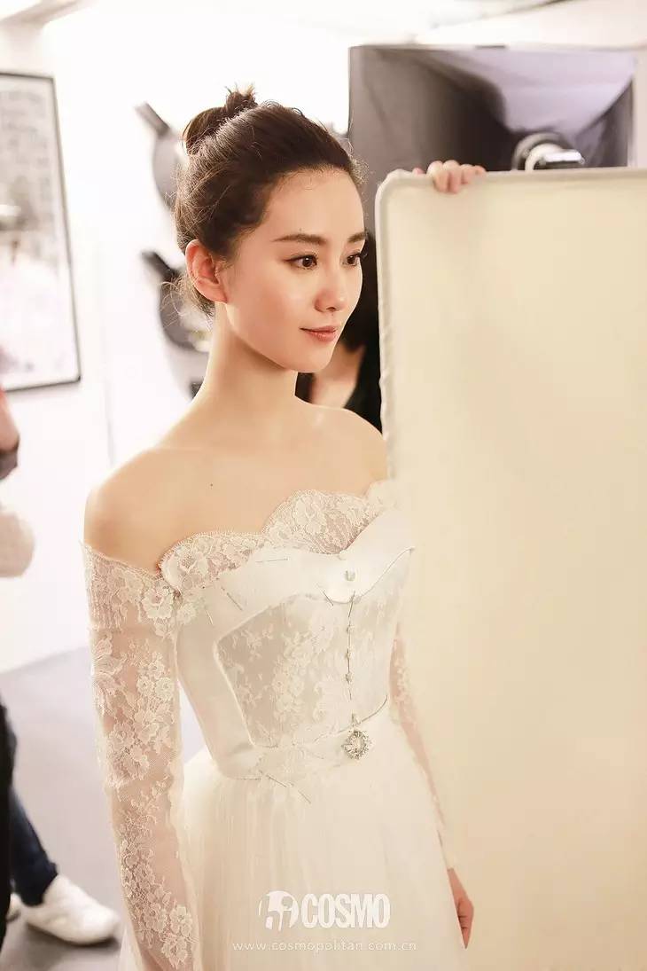 缁撳鏈夋病鏈夊繀瑕佺┛璐电殑濠氱罕,缁撲釜濠氭湁蹇呰绌胯繖涔堣吹鐨勫绾卞悧