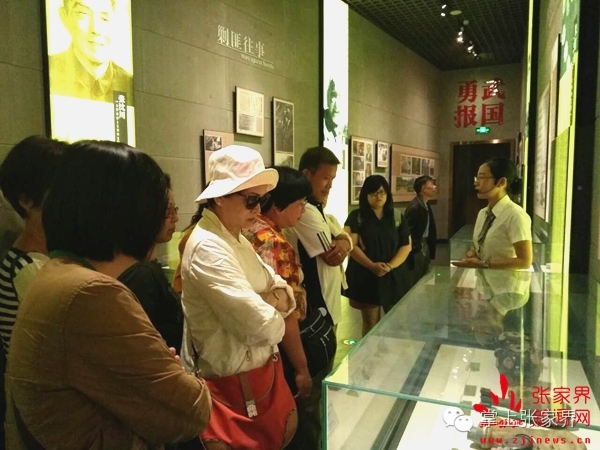 资讯市博物馆开馆半月迎参观者1.5万人/一学生获生物奥赛大奖/越野跑挑战赛，选手大呼风景太美