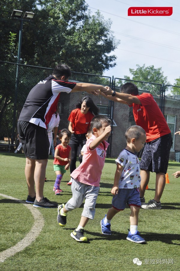 运动fun爱败妈妈宝贝运动季-亲子足球-活动回忆！