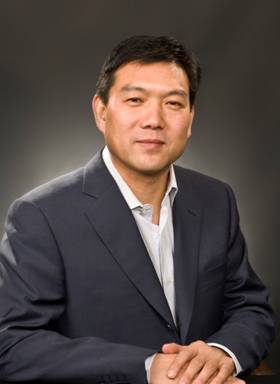 “与信仰对话——飞Young中国梦”名家报告进校园活动开始啦，你准备好和专家面对面交谈了吗？