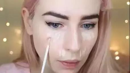 有闭口痘痘化的妆,脸上有粉刺痘痘怎么化底妆