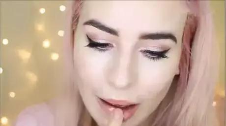 有闭口痘痘化的妆,脸上有粉刺痘痘怎么化底妆