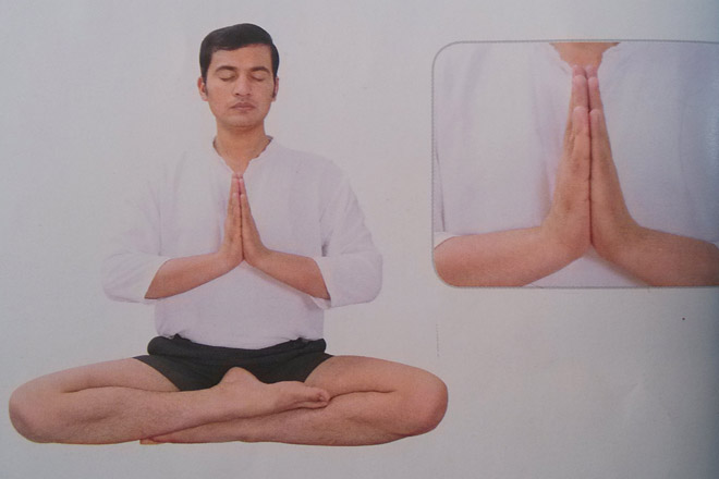 正宗印度瑜伽体位详解,瑜伽体式毗湿奴多罗简易版