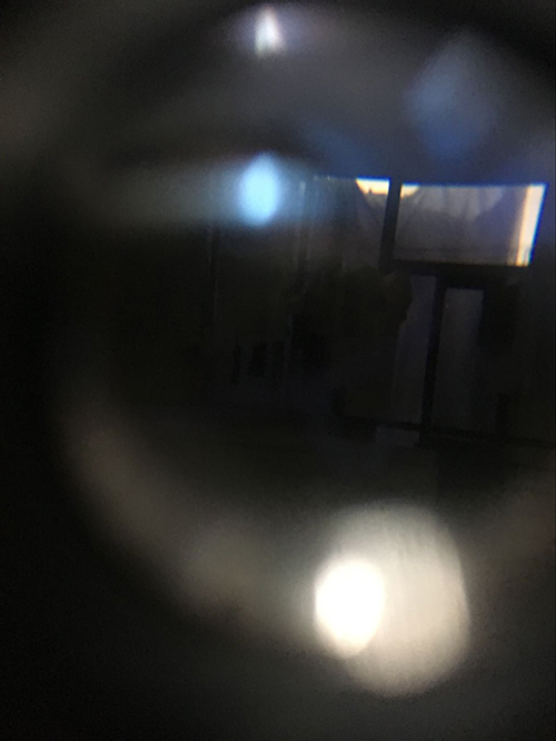 男生宿舍标配窥视神器实战评测，女生受惊火速拉窗帘遮掩