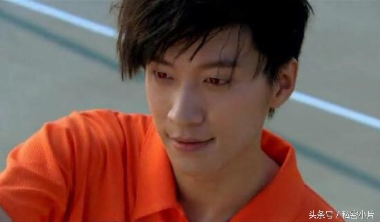 乔任梁上海死亡，原因系患有抑郁症自杀。