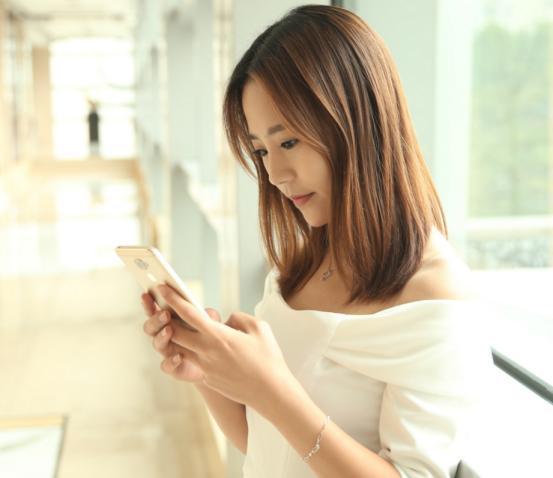 乐Pro3发布会，除了冯幸，镜头最多的竟然是她们