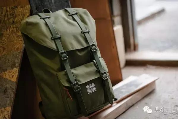 时髦经典百搭双肩包,实用又百搭的双肩包