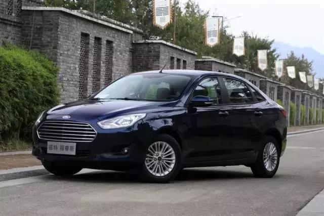 8万买轩逸经典还是11万买昂克赛拉,合资家轿推荐雪佛兰科沃兹