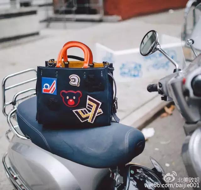 coach新款限定包又变热卖款,coach黑色火爆款