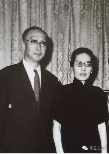 孟小冬最后为什么离开梅兰芳,孟小冬结局如何