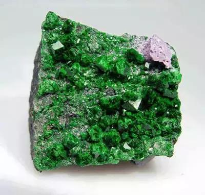 世界112种宝石矿物,盘点那些奇怪宝石矿物