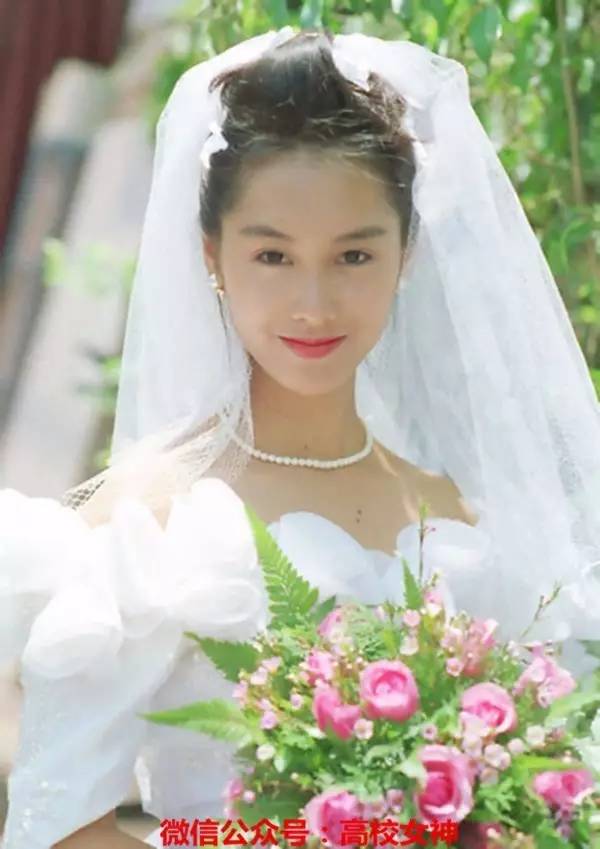 25岁林允有多迷人,林允算不算星女郎最差的一位