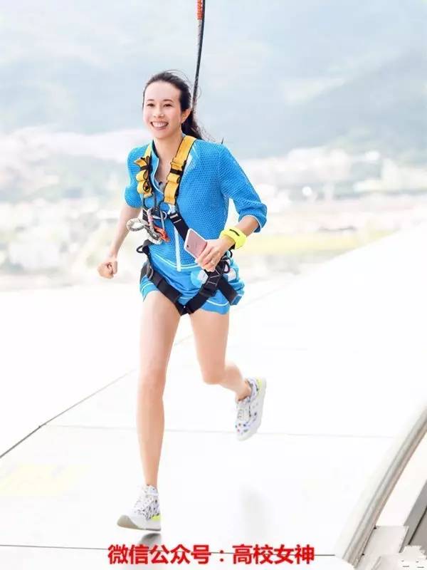 25岁林允有多迷人,林允算不算星女郎最差的一位