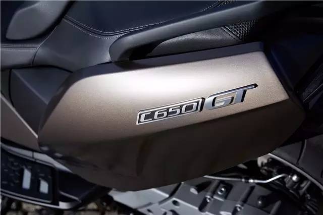 bmw全新上市轿车,全新bmwx5上市发布会