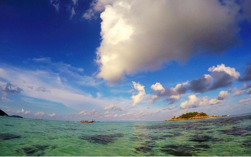 泰国南部丽贝岛翡翠海,泰国丽贝岛风景粉色珊瑚