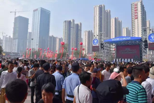 王健林万达城开业了吗,王健林万达成为世界性大品牌