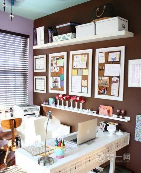 小型私人办公室布置设计,8个家庭办公室设计技巧