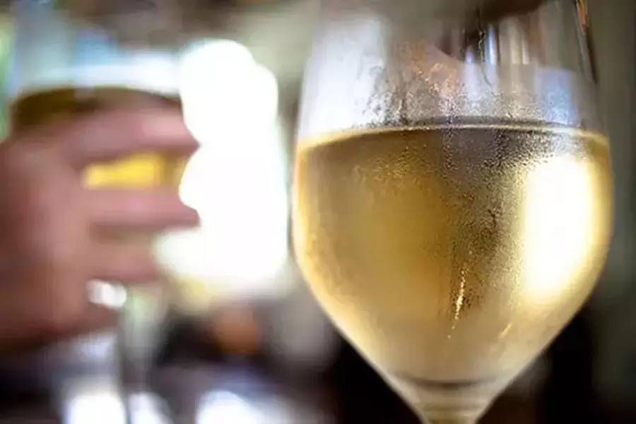 葡萄酒的品鉴与礼仪知识点总结,送什么样的葡萄酒显得有品位