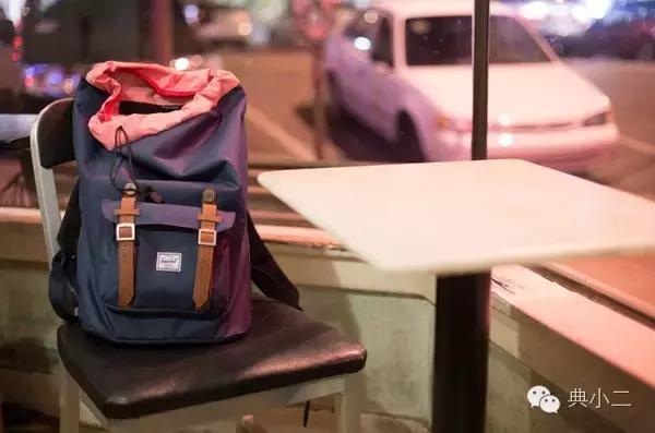 时髦经典百搭双肩包,实用又百搭的双肩包