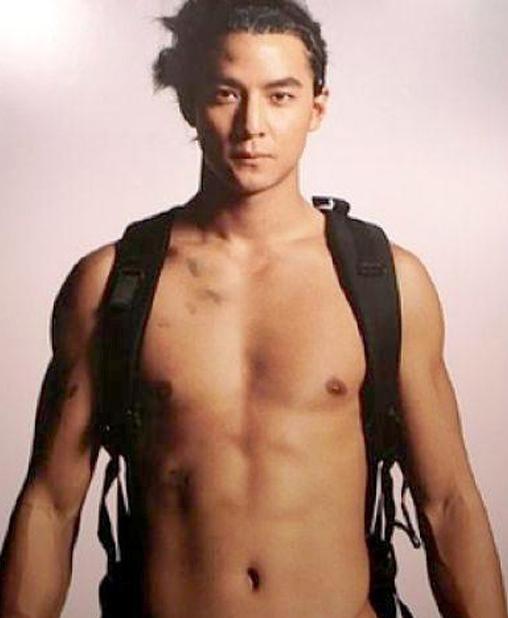 年轻的吴彦祖真的是惊为天人,46岁的吴彦祖现状