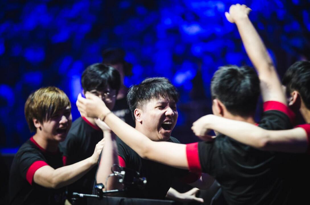 lpl春季赛战队海报,剑指kpl冠军