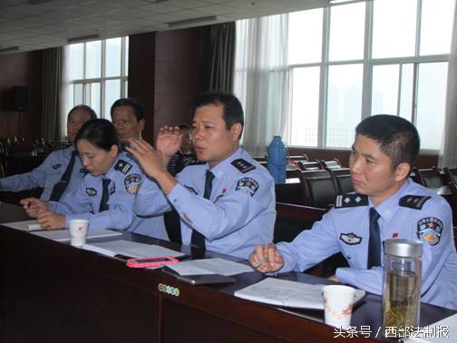 缓堵保畅让城市交通更畅通,缓堵保畅公交先行