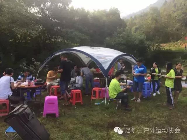 骞插緱婕備寒鍗楁槍,骞插緱婕備寒涓茬儳